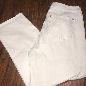 Jockey Person to Person 18 Crop